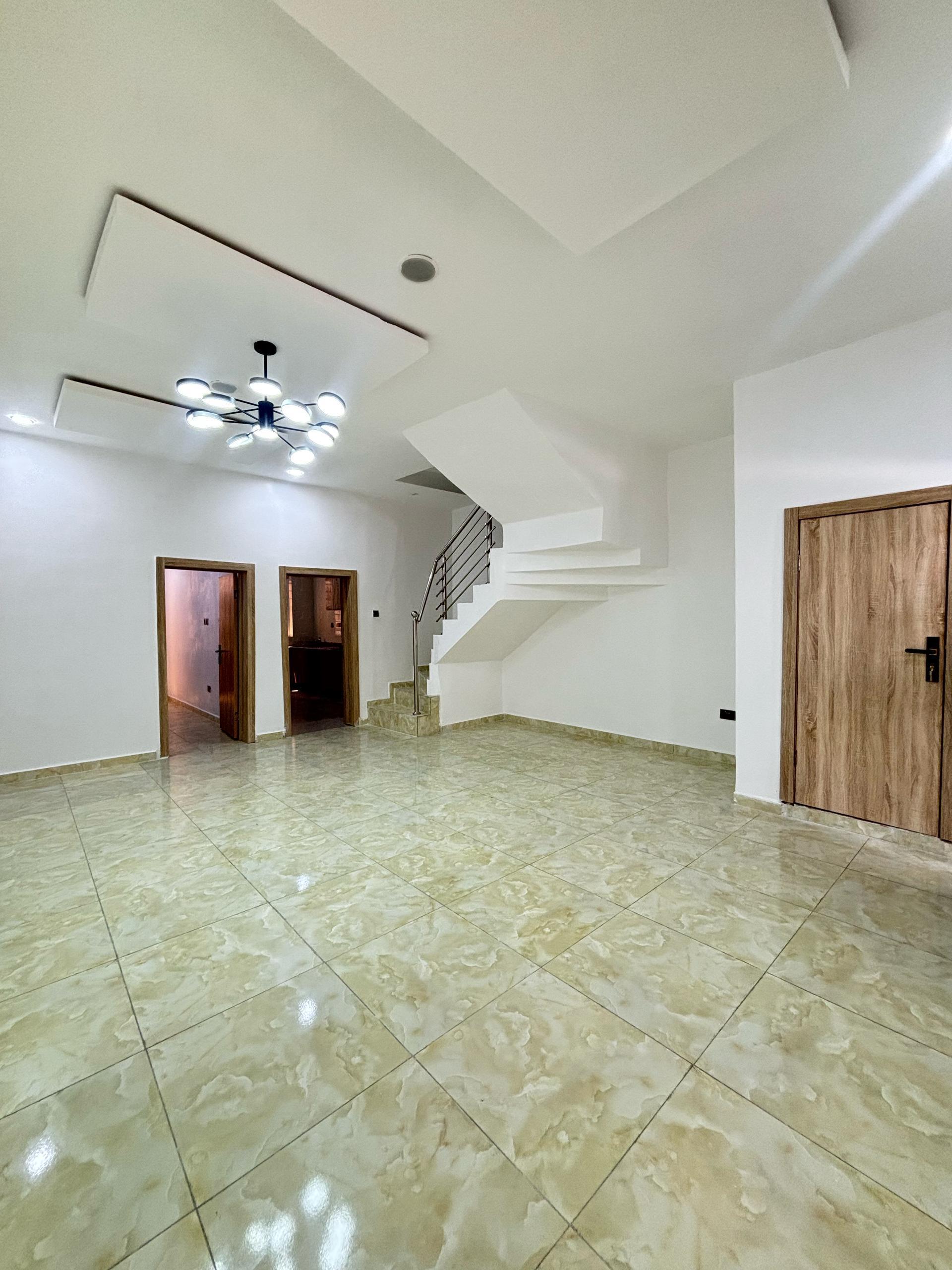 4BEDROOM TERRACE DUPLEX FOR RENT