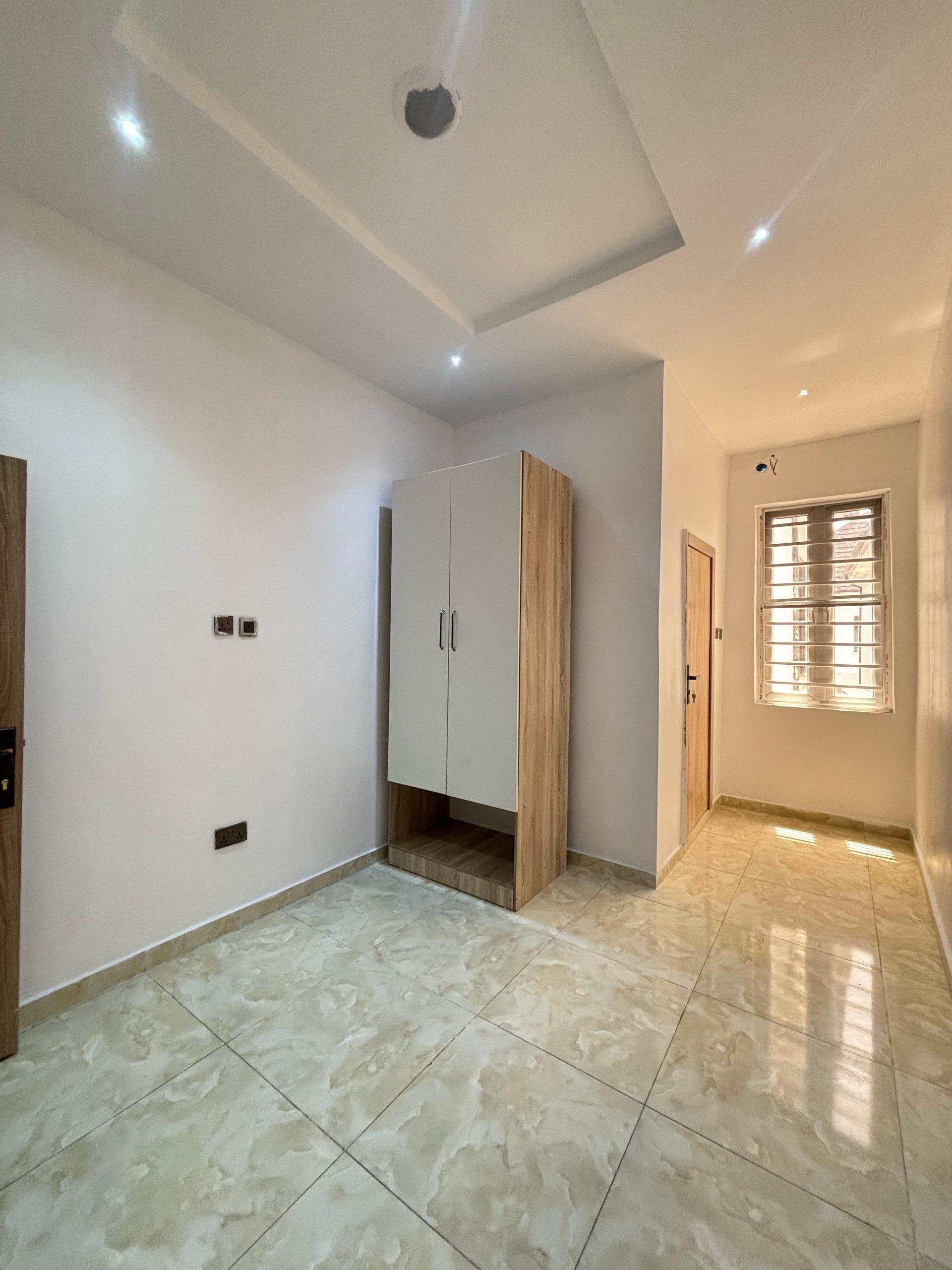 4BEDROOM TERRACE DUPLEX FOR RENT