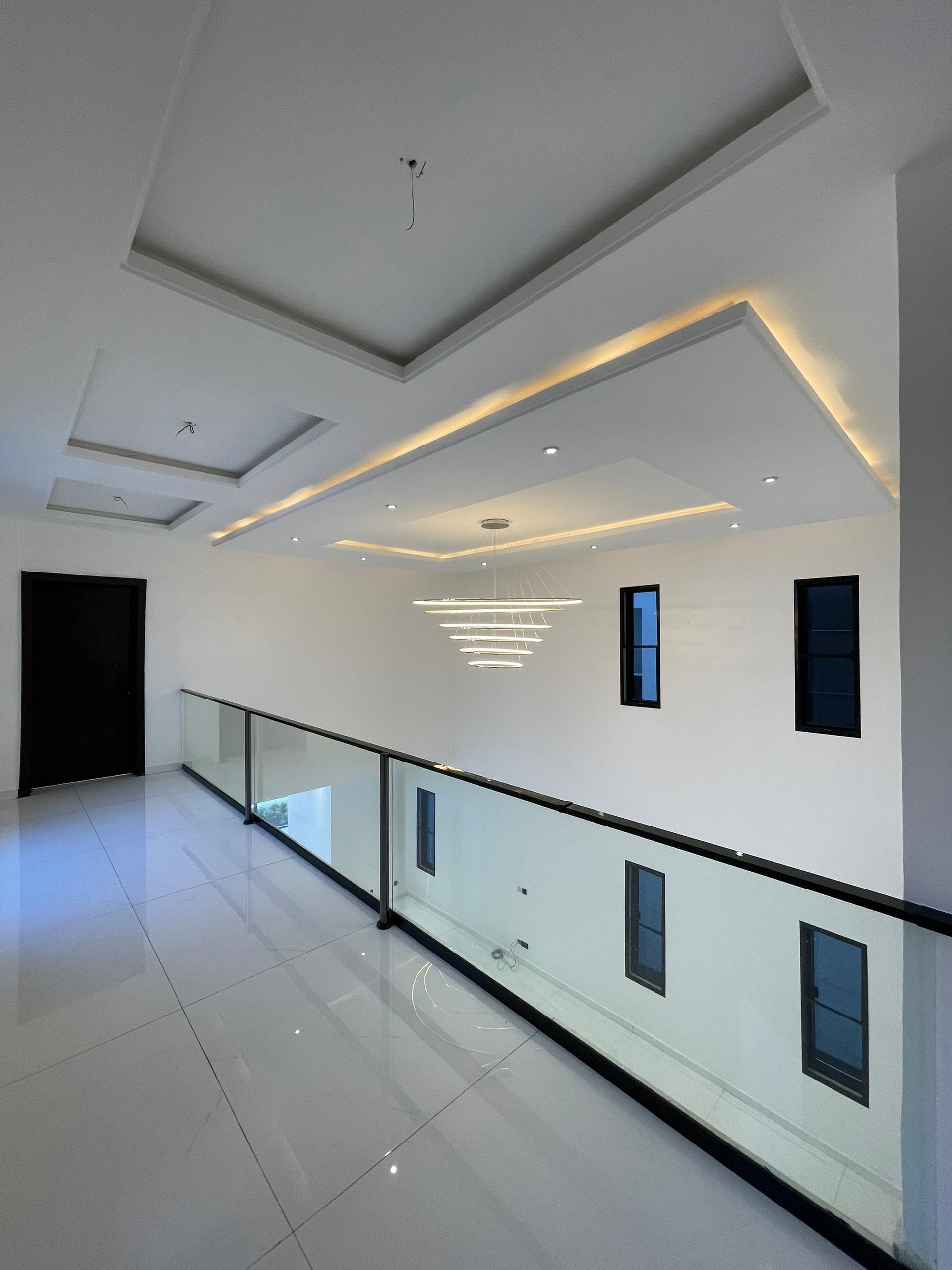 5BEDROOM FULLY DETACHED DUPLEX FOR SALE