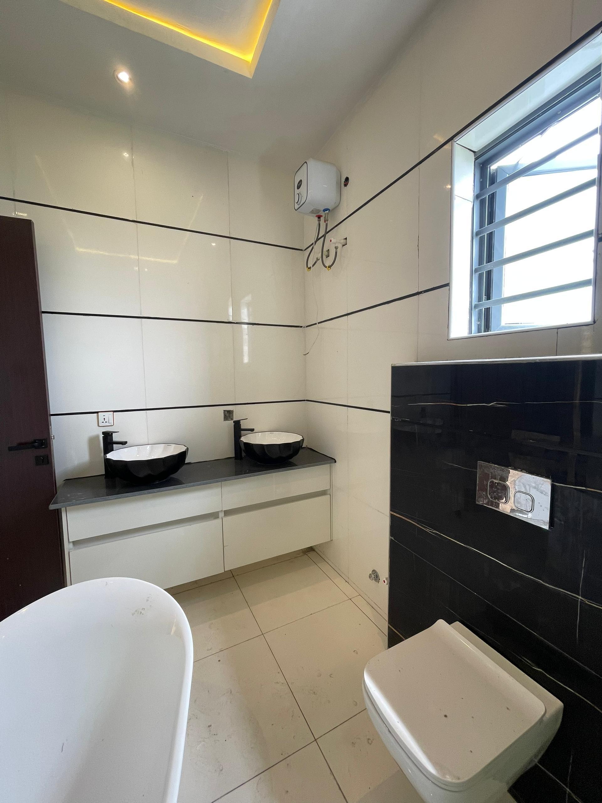 4BEDROOM SEMI DETACHED DUPLEX FOR SALE