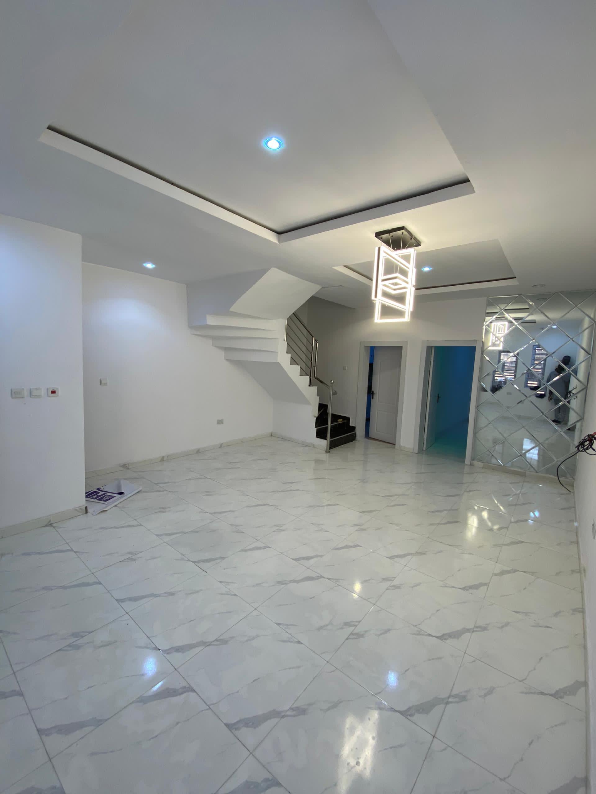 4BEDROOM TERRACE DUPLEX FOR RENT WITH SEF COMPOUND
