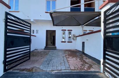 4BEDROOM TERRACE DUPLEX FOR RENT WITH SEF COMPOUND