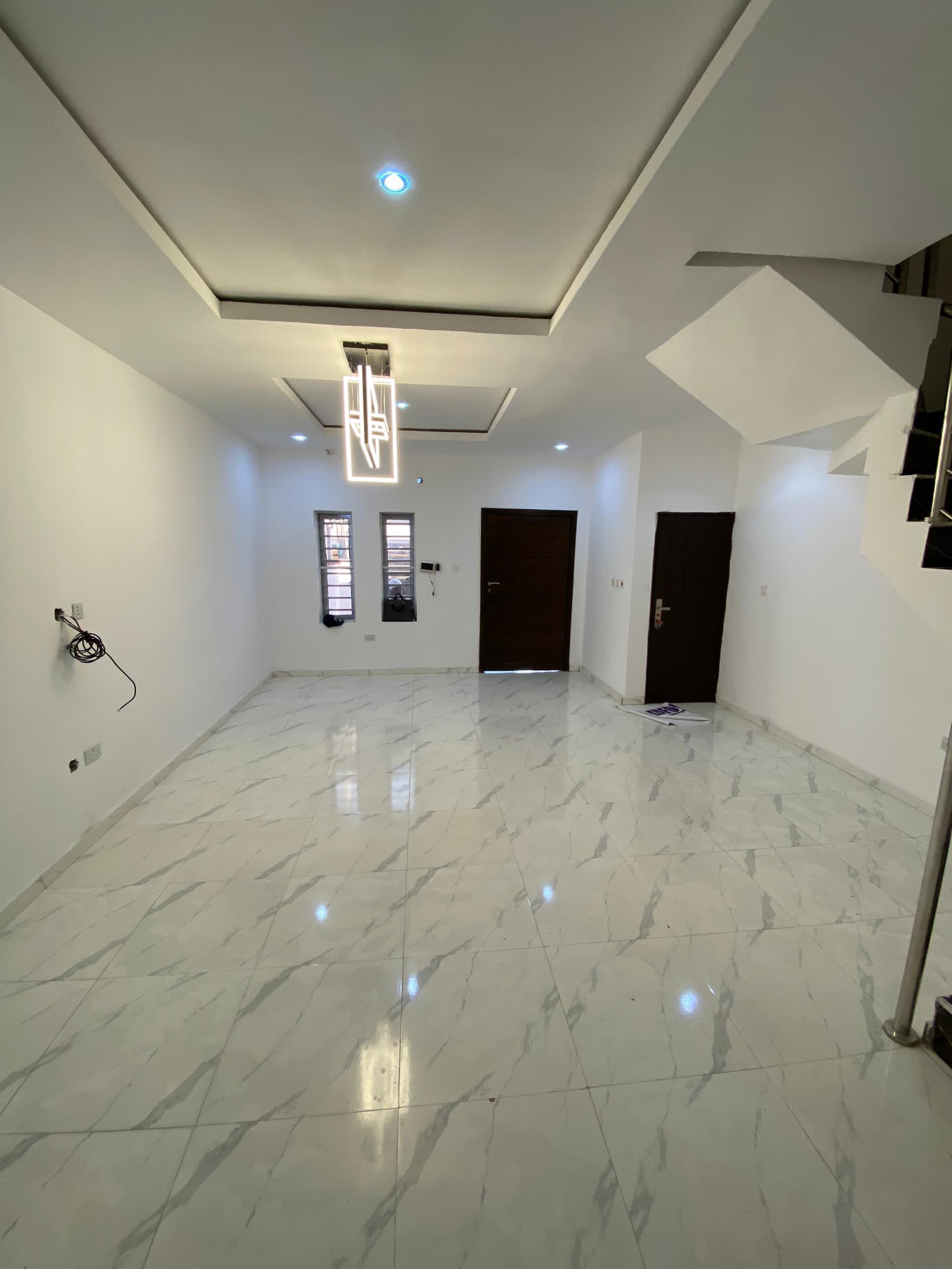 4BEDROOM TERRACE DUPLEX FOR RENT WITH SEF COMPOUND