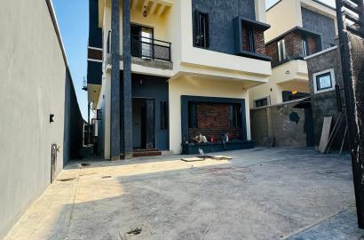 SMARTLY BUILT 4 BEDROOM FULLY DETACHED DUPLEX WITH BQ......90% COMPLETE