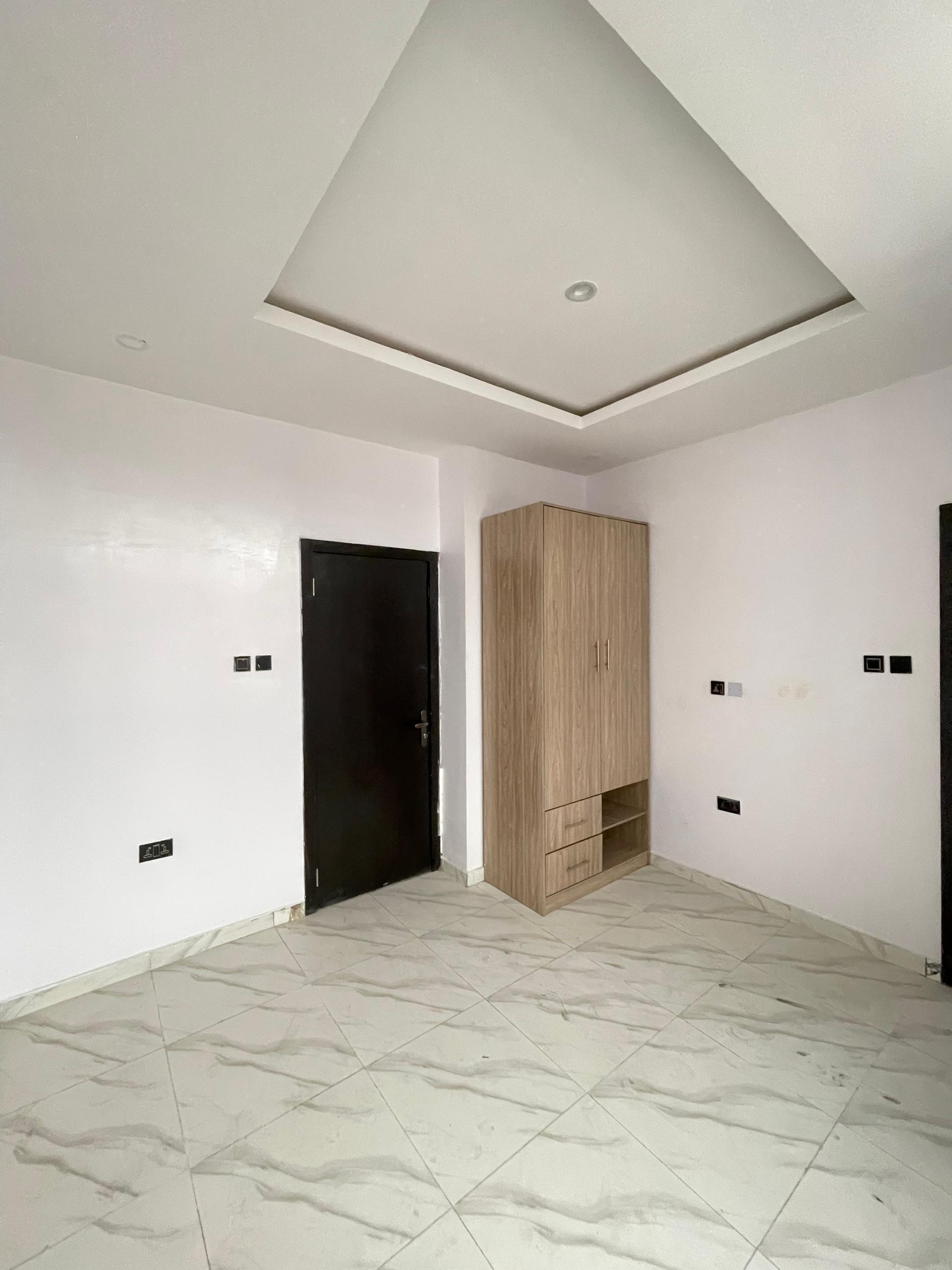 4BEDROOM TERRACE DUPLEX FOR SALE