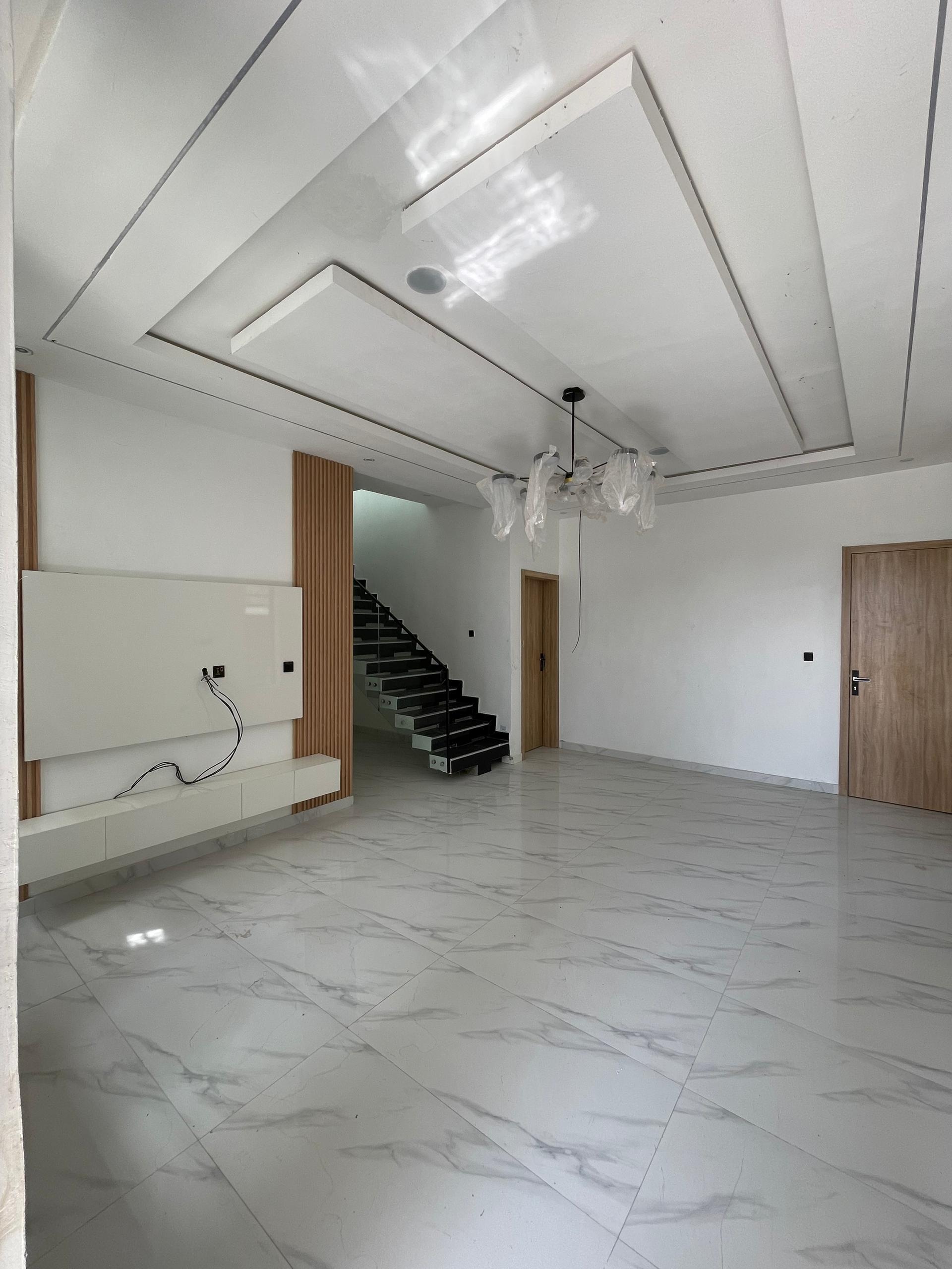 4BEDROOM SEMI DETACHED DUPLEX FOR SALE