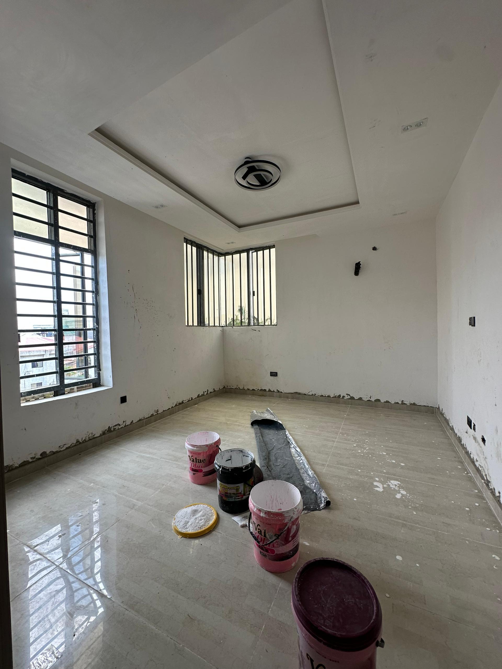 5BEDROOM FULLY DETACHED DUPLEX FOR SALE