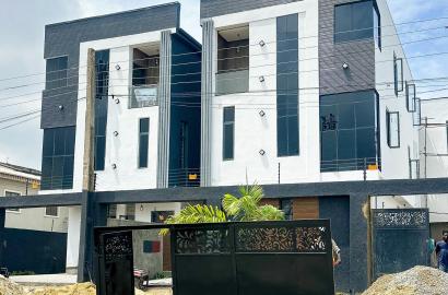 5BEDROOM FULLY DETACHED DUPLEX FOR SALE